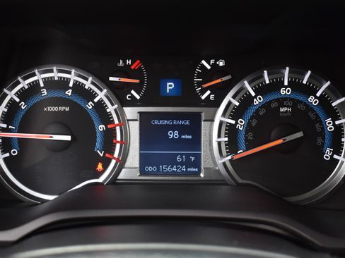 Used 2016 Toyota 4Runner SR5 image 27