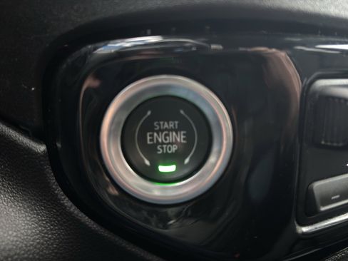 Used 2024 GMC Sierra 3500 SLE w/ SLE Convenience Package image 18