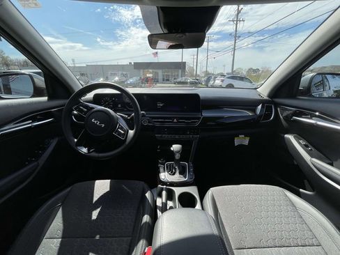 Used 2025 Kia Seltos X-Line image 25
