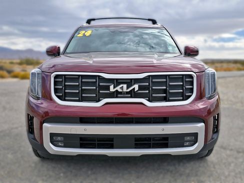 Used 2024 Kia Telluride SX w/ Towing Package image 2