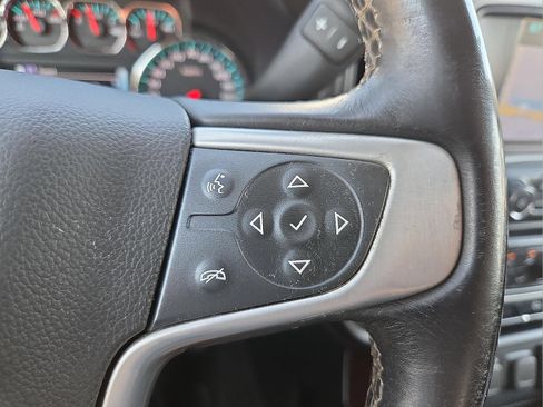 Used 2018 GMC Sierra 1500 SLT w/ SLT Premium Package AWD/4WD image 24