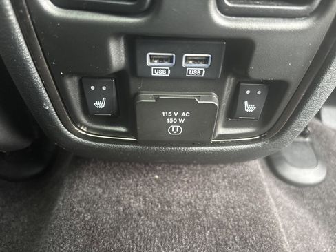 Used 2018 Jeep Grand Cherokee High Altitude image 32