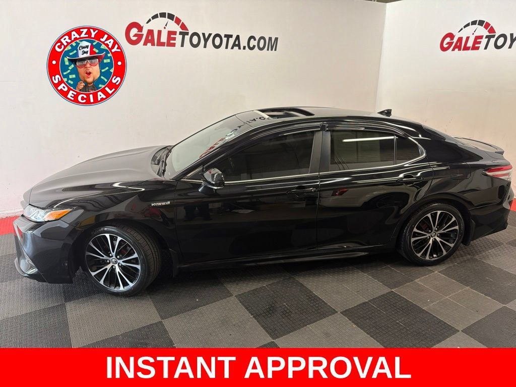 Used 2018 Toyota Camry SE w/ Audio Package FWD image 9