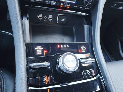 Used 2025 Jeep Grand Cherokee Summit w/ Adv Protech Group IV image 30