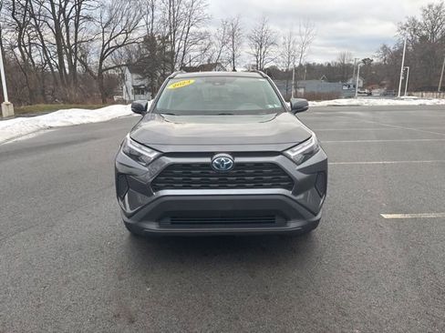 Used 2023 Toyota RAV4 XLE image 8