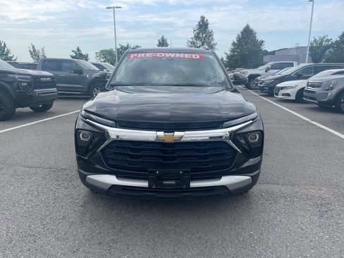 Used 2025 Chevrolet TrailBlazer LT FWD image 2