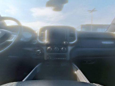 Used 2019 RAM 1500 Big Horn AWD/4WD image 24