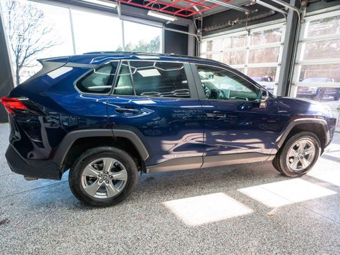 Used 2025 Toyota RAV4 XLE image 4