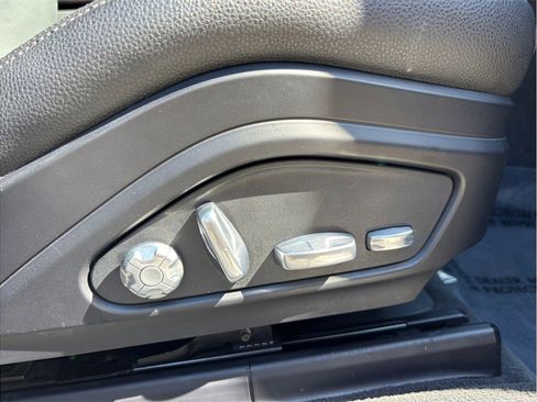Used 2017 Porsche Panamera 4S image 46