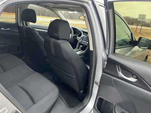 Used 2019 Honda Civic EX image 28