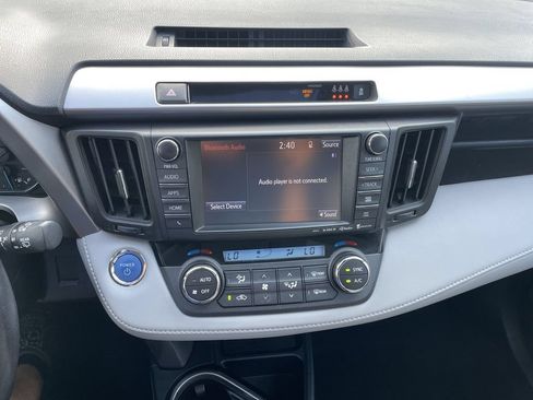 Used 2017 Toyota RAV4 Limited w/ All Weather Liner Package AWD/4WD image 18