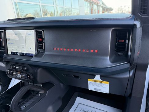 Used 2024 Ford Bronco Raptor image 31