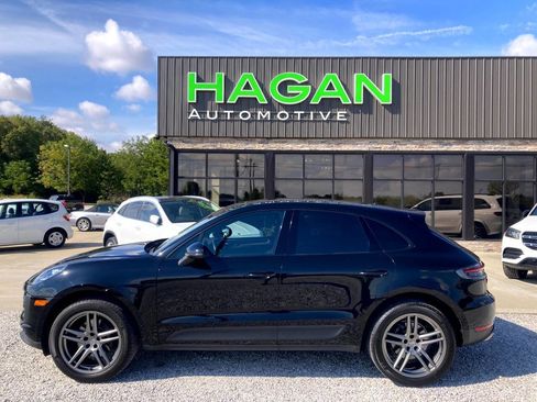 Used 2020 Porsche Macan image 1
