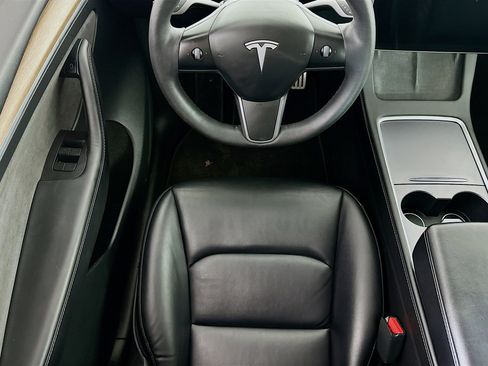 Used 2023 Tesla Model Y Performance image 20