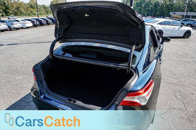 Used 2020 Toyota Camry LE FWD image 32