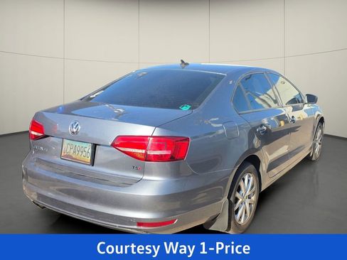 Used 2015 Volkswagen Jetta SE FWD image 9