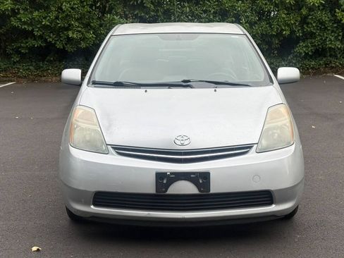 Used 2008 Toyota Prius Touring FWD image 2