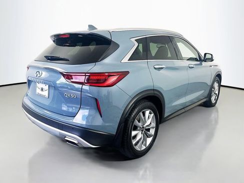 Used 2022 INFINITI QX50 Essential AWD/4WD image 5