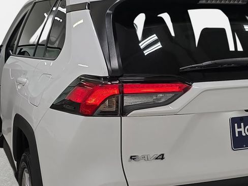Certified 2023 Toyota RAV4 XLE AWD/4WD image 30