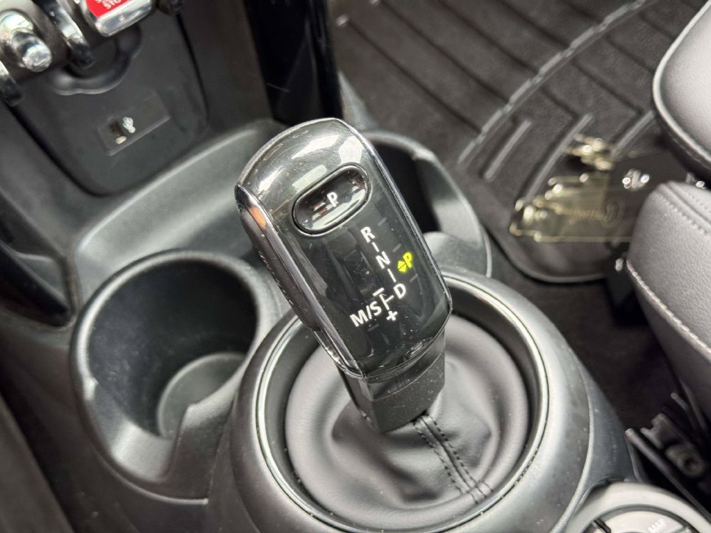 Used 2024 MINI Cooper S FWD image 27