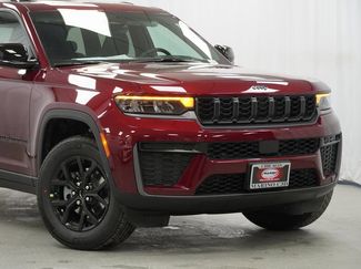 New 2026 Jeep Grand Cherokee Altitude video 3