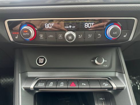 New 2025 Audi Q3 2.0T Premium image 18