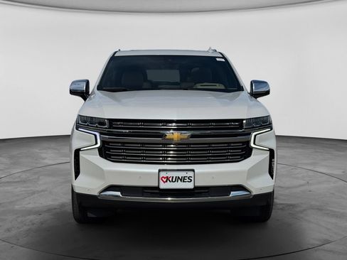 Used 2021 Chevrolet Tahoe Premier w/ Premium Package AWD/4WD image 2
