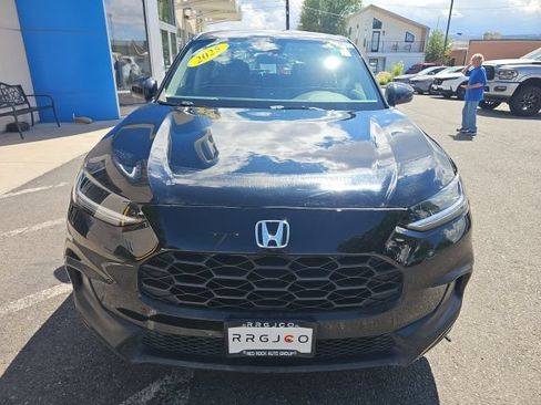 Used 2025 Honda HR-V LX image 3