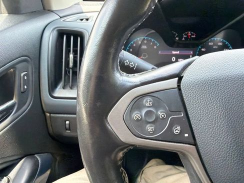 Used 2020 Chevrolet Colorado Z71 AWD/4WD image 25