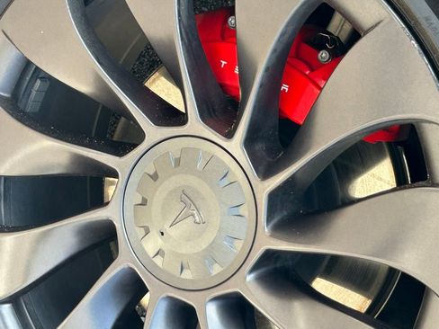 Used 2021 Tesla Model Y Performance AWD/4WD image 43