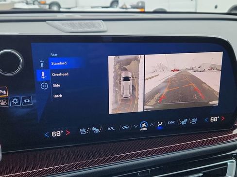 Used 2024 Chevrolet Traverse RS image 46