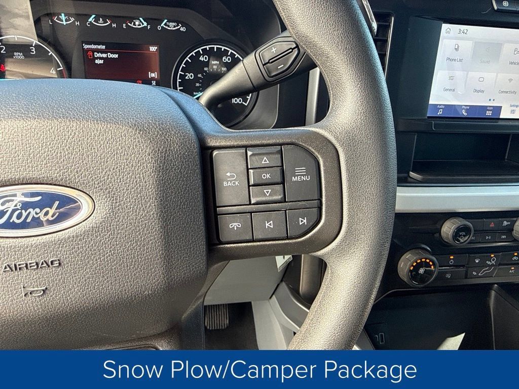 Used 2025 Ford F450 XLT w/ FX4 Off-Road Package AWD/4WD image 16