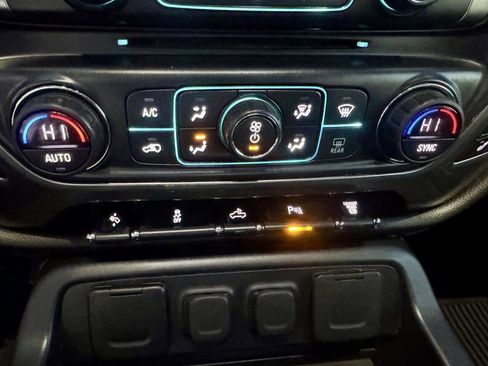 Used 2019 Chevrolet Silverado 3500 LTZ w/ Duramax Plus Package image 37