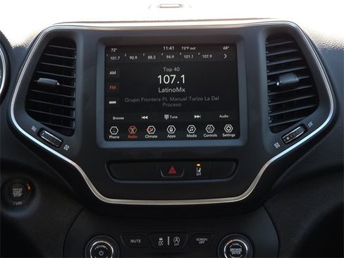 Used 2022 Jeep Cherokee Latitude Lux image 13