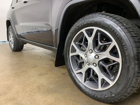 Used 2020 Jeep Grand Cherokee Limited AWD/4WD image 6