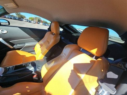 Used 2008 Nissan 350Z Touring w/ Aerodynamics Pkg image 9