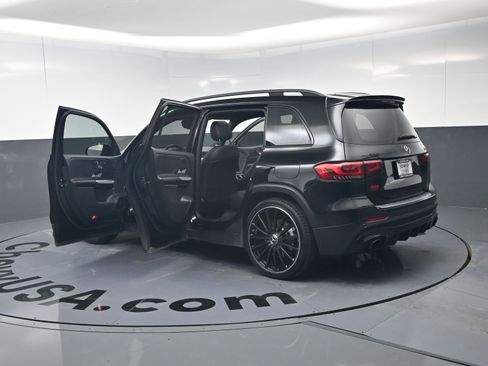 Used 2023 Mercedes-Benz GLB 35 AMG 4MATIC image 29