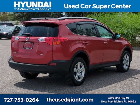 Used 2014 Toyota RAV4 XLE FWD image 5