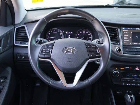 Used 2018 Hyundai Tucson SEL Plus image 16