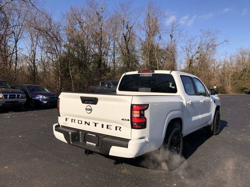 New 2026 Nissan Frontier SV w/ SV Convenience Package AWD/4WD image 13