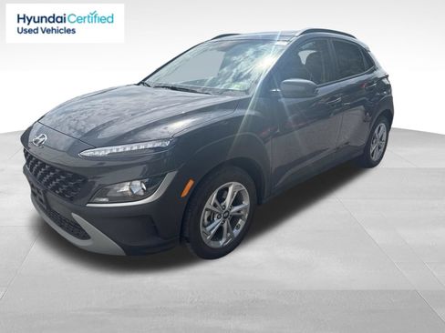 Used 2023 Hyundai Kona SEL w/ Convenience Package AWD/4WD image 4