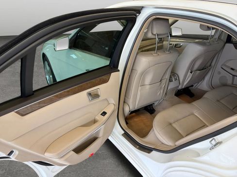 Used 2014 Mercedes-Benz E 350 Sedan image 12