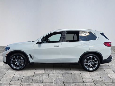 Used 2019 BMW X5 xDrive40i w/ Premium Package 2 image 4