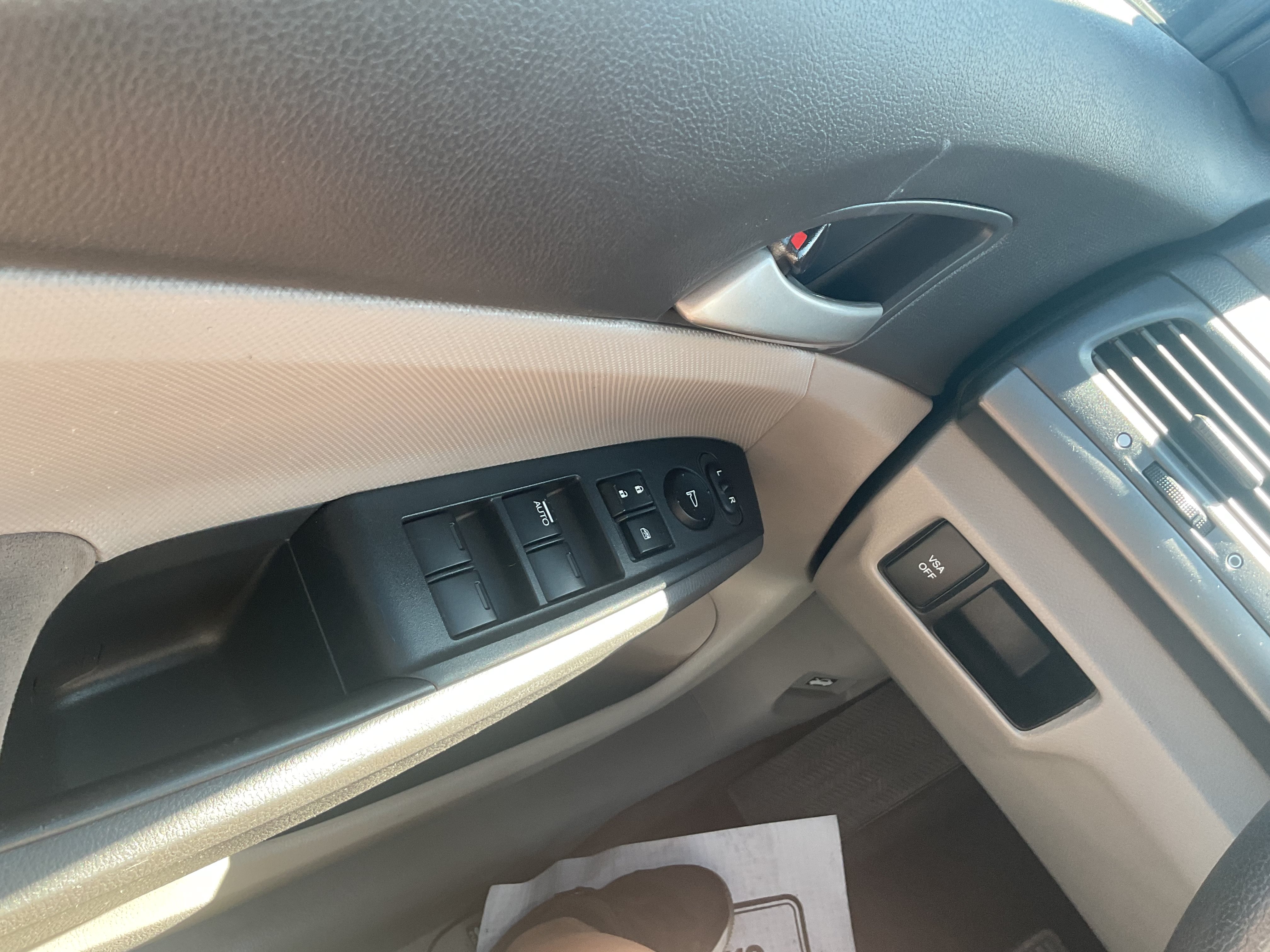 Used 2010 Honda Accord LX image 18