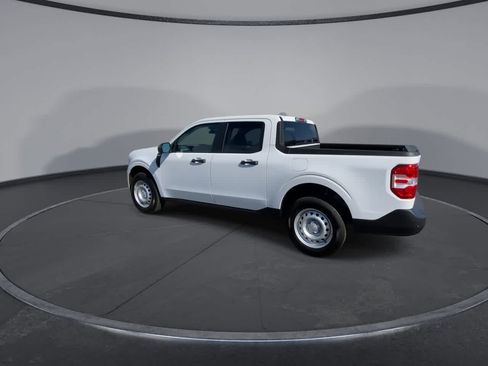 Used 2025 Ford Maverick XLT w/ Equipment Group 302A AWD/4WD image 6