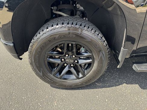 Used 2019 Chevrolet Silverado 1500 LT Trail Boss image 13