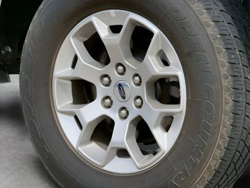 Used 2022 Ford F150 XLT w/ Equipment Group 301A Mid AWD/4WD image 14