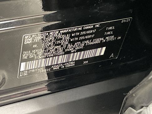 Used 2021 Toyota RAV4 XLE w/ Convenience Package FWD image 34