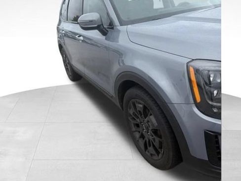 Used 2022 Kia Telluride SX w/ SX Prestige Package AWD/4WD image 6