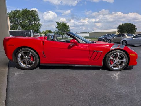 Used 2013 Chevrolet Corvette Grand Sport w/ 3LT Preferred Equipment Group RWD image 6